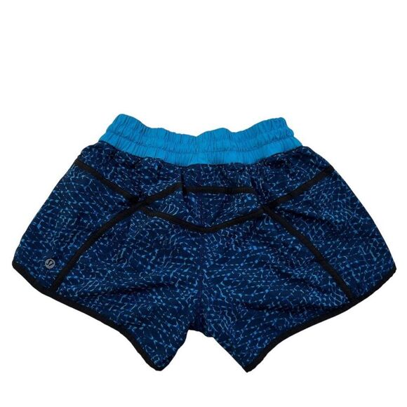Lululemon Tracker Short III Samba Snake Kayak Blue 4" Inseam Size 6 - Picture 2 of 8